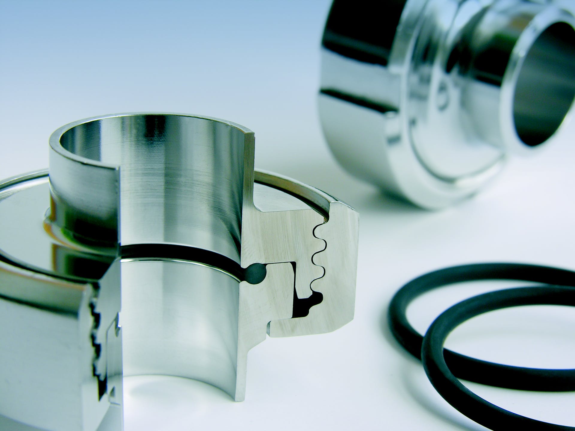 Il design igienico può essere ottenuto utilizzando la tecnologia multicomponente, quindi non c'è spazio morto.